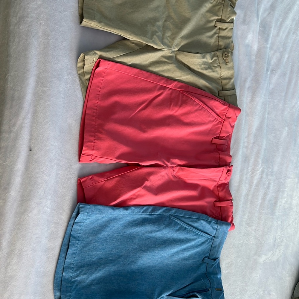 Boys Vineyard Vibes Performance Breaker Shorts - size 7